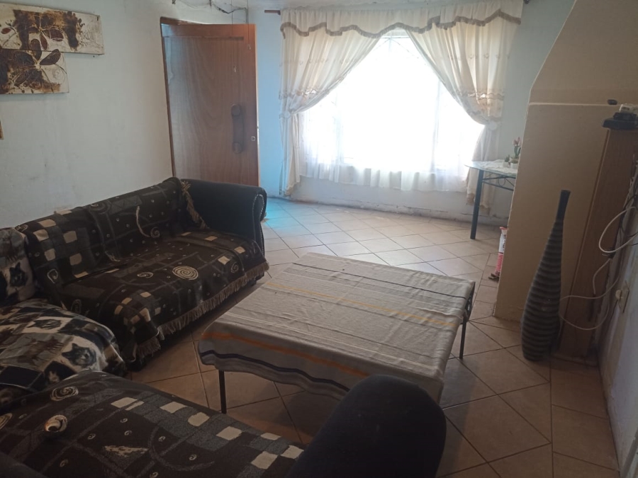 3 Bedroom Property for Sale in Kwanonqaba Western Cape